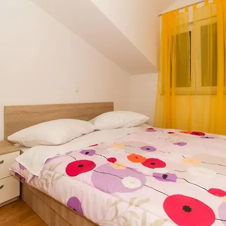 By The Sea - 16249 Apartman Vodice