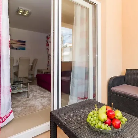 By The Sea - 16249 Apartman Vodice