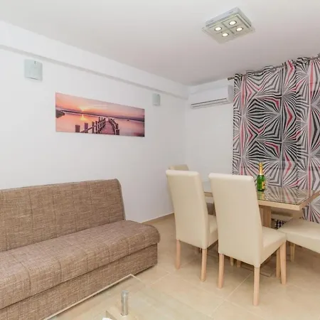 By The Sea - 16249 Vodice