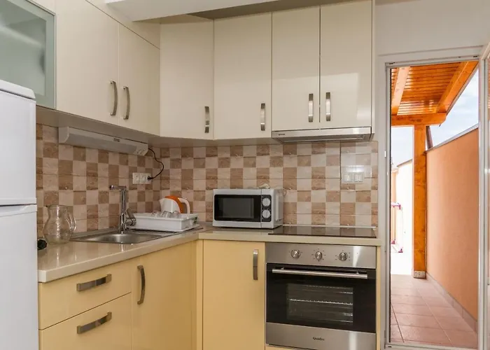 By The Sea - 16249 * 보디체