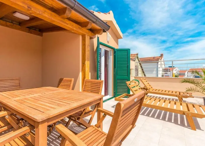 By The Sea - 16249 * 보디체