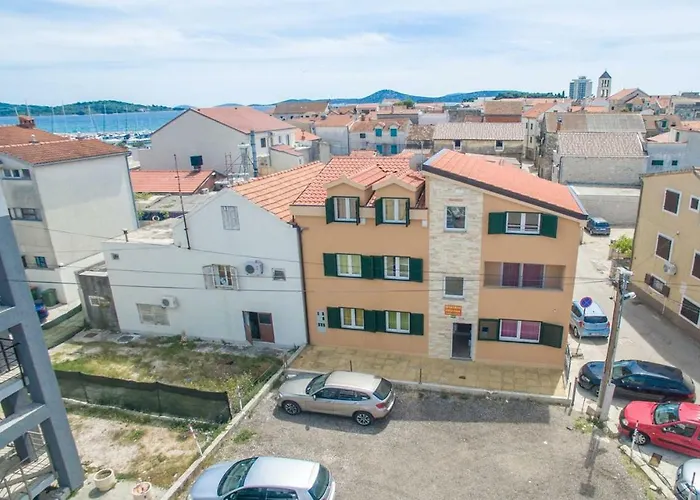 By The Sea - 16249 Apartamento Vodice